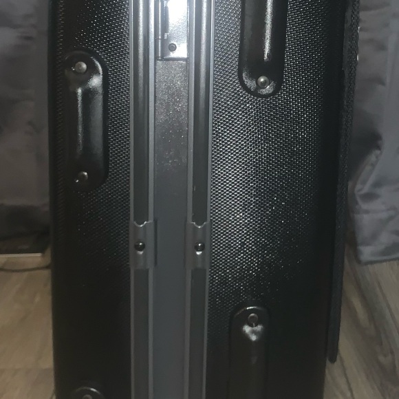 Samsonite 700 series medium size
Like new - Picture 6 of 16
